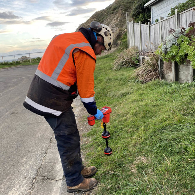 Service Locating For Underground Pipe Location